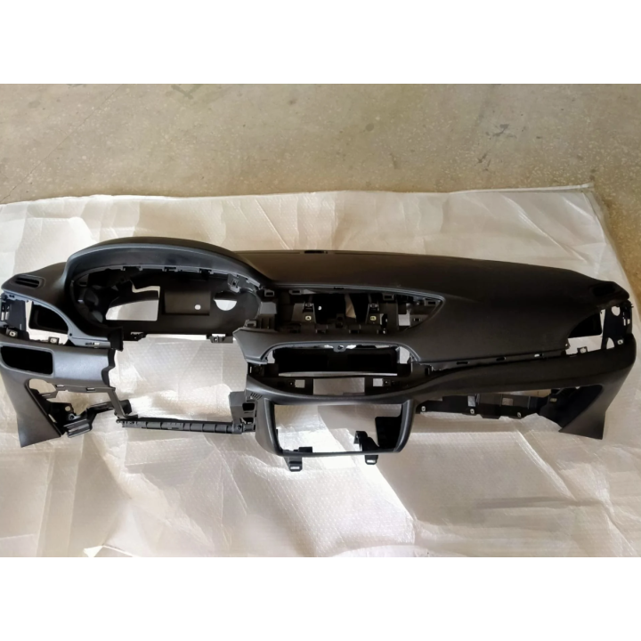 Fiat Egea Torpido Gövdesi ( Ekran Dışarıda Model ) 735637656